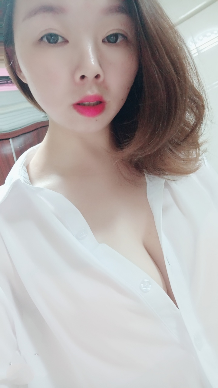 超一流白皮肤妹妹 服务好 酒店卫生干净